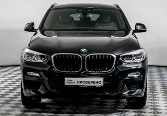 Подержанный автомобиль BMW X4 2018 года (2 фото)