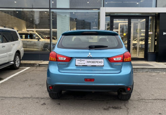 Подержанный автомобиль Mitsubishi ASX 2012 года (6 фото)