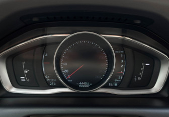 Подержанный автомобиль Volvo XC60 2014 года (11 фото)