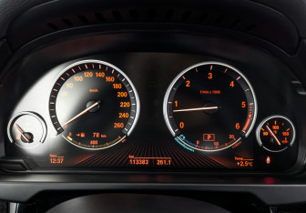 Подержанный автомобиль BMW X6 2016 года (16 фото)