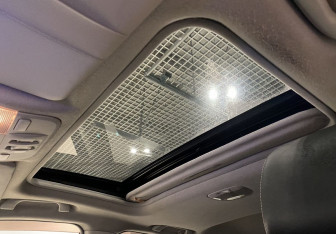 Подержанный автомобиль Subaru XV 2013 года (17 фото)