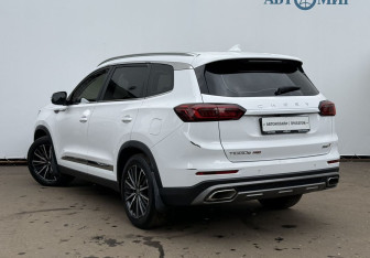 Подержанный автомобиль Chery Tiggo 8 Pro 2021 года (7 фото)