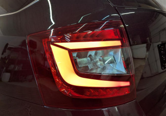 Подержанный автомобиль Skoda Octavia RS Wagon 2020 года (28 фото)