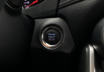 Подержанный автомобиль Toyota RAV4 2019 года (18 фото)