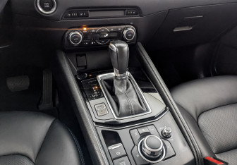 Подержанный автомобиль Mazda CX-5 2018 года (21 фото)