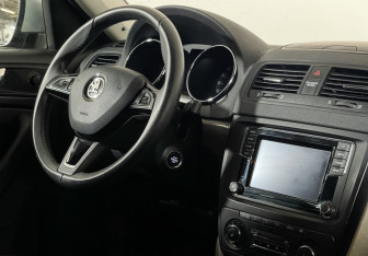 Подержанный автомобиль Skoda Yeti 2015 года (9 фото)