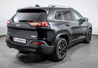 Подержанный автомобиль Jeep Cherokee 2014 года (5 фото)