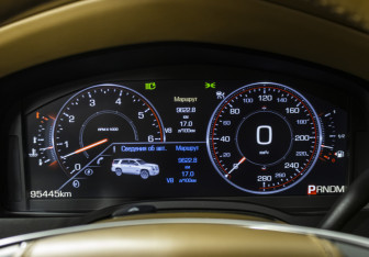 Подержанный автомобиль Cadillac Escalade Suv 2015 года (11 фото)