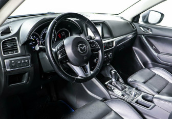 Подержанный автомобиль Mazda CX-5 2015 года (11 фото)