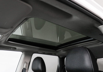 Подержанный автомобиль Nissan X-Trail 2014 года (10 фото)