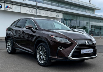 Подержанный автомобиль Lexus RX 2016 года (3 фото)