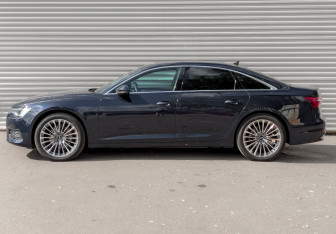 Подержанный автомобиль Audi A6 Sedan 2019 года (8 фото)