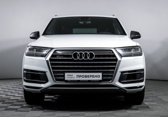 Подержанный автомобиль Audi Q7 2019 года (2 фото)