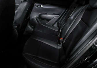 Подержанный автомобиль Kia Rio Hatchback 2021 года (10 фото)