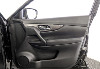 Подержанный автомобиль Nissan X-Trail 2019 года (24 фото)