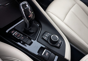 Подержанный автомобиль BMW X2 2021 года (26 фото)