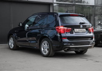 Подержанный автомобиль BMW X3 2017 года (6 фото)