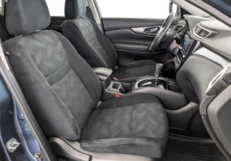 Подержанный автомобиль Nissan X-Trail 2016 года (24 фото)