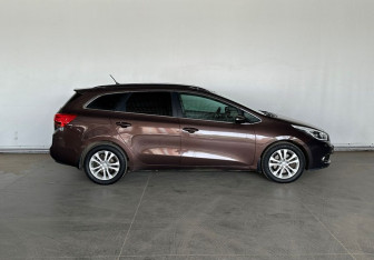 Подержанный автомобиль Kia Ceed Wagon 2014 года (8 фото)