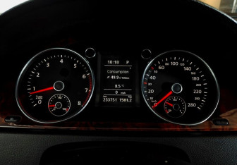 Подержанный автомобиль Volkswagen Passat CC 2009 года (12 фото)