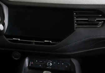 Подержанный автомобиль Haval F7 2022 года (8 фото)