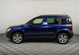 Подержанный автомобиль Skoda Yeti 2013 года (8 фото)