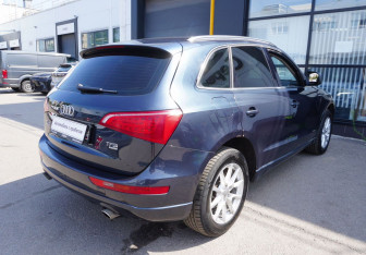 Подержанный автомобиль Audi Q5 2011 года (5 фото)