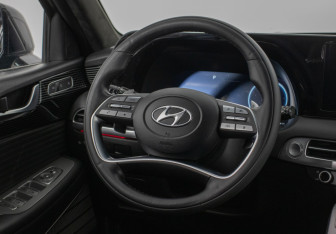 Подержанный автомобиль Hyundai Palisade 2023 года (16 фото)