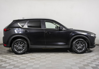 Подержанный автомобиль Mazda CX-5 2017 года (4 фото)