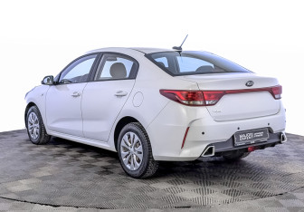 Подержанный автомобиль Kia Rio Sedan 2021 года (7 фото)