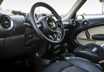 Подержанный автомобиль MINI Countryman 2012 года (9 фото)
