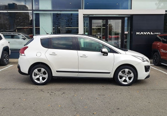 Подержанный автомобиль Peugeot 3008 2014 года (4 фото)