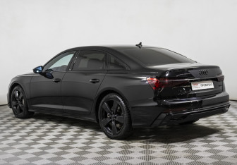 Подержанный автомобиль Audi A6 Sedan 2025 года (7 фото)