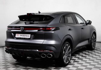 Подержанный автомобиль Changan UNI-K 2024 года (5 фото)