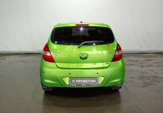 Подержанный автомобиль Hyundai i20 2009 года (5 фото)
