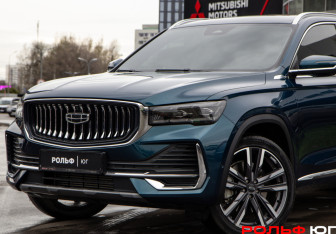 Подержанный автомобиль Geely Monjaro 2023 года (21 фото)