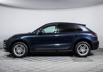 Подержанный автомобиль Porsche Macan 2019 года (8 фото)