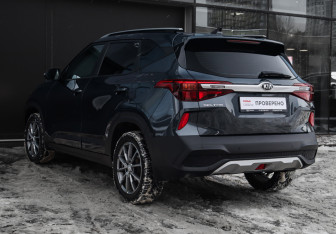 Подержанный автомобиль Kia Seltos 2020 года (6 фото)