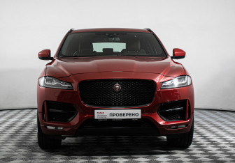 Подержанный автомобиль Jaguar F-Pace 2016 года (2 фото)