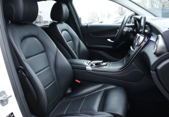 Подержанный автомобиль Mercedes-Benz GLC Coupe 2017 года (14 фото)