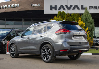 Подержанный автомобиль Nissan X-Trail 2021 года (5 фото)