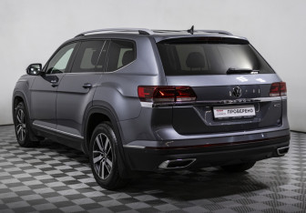 Подержанный автомобиль Volkswagen Teramont 2021 года (7 фото)