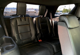 Подержанный автомобиль Ford Explorer 2018 года (27 фото)
