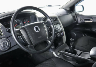 Подержанный автомобиль SsangYong Kyron 2013 года (7 фото)
