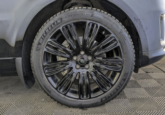 Подержанный автомобиль Land Rover Range Rover Sport 2021 года (12 фото)