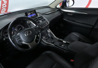 Подержанный автомобиль Lexus NX 2016 года (7 фото)