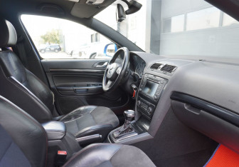 Подержанный автомобиль Skoda Octavia RS Liftback 2012 года (9 фото)