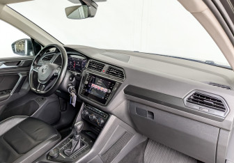 Подержанный автомобиль Volkswagen Tiguan 2018 года (11 фото)