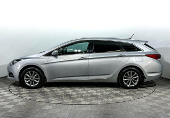 Подержанный автомобиль Hyundai i40 Wagon 2016 года (3 фото)