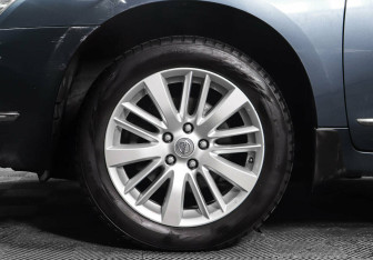 Подержанный автомобиль Nissan Teana 2012 года (8 фото)